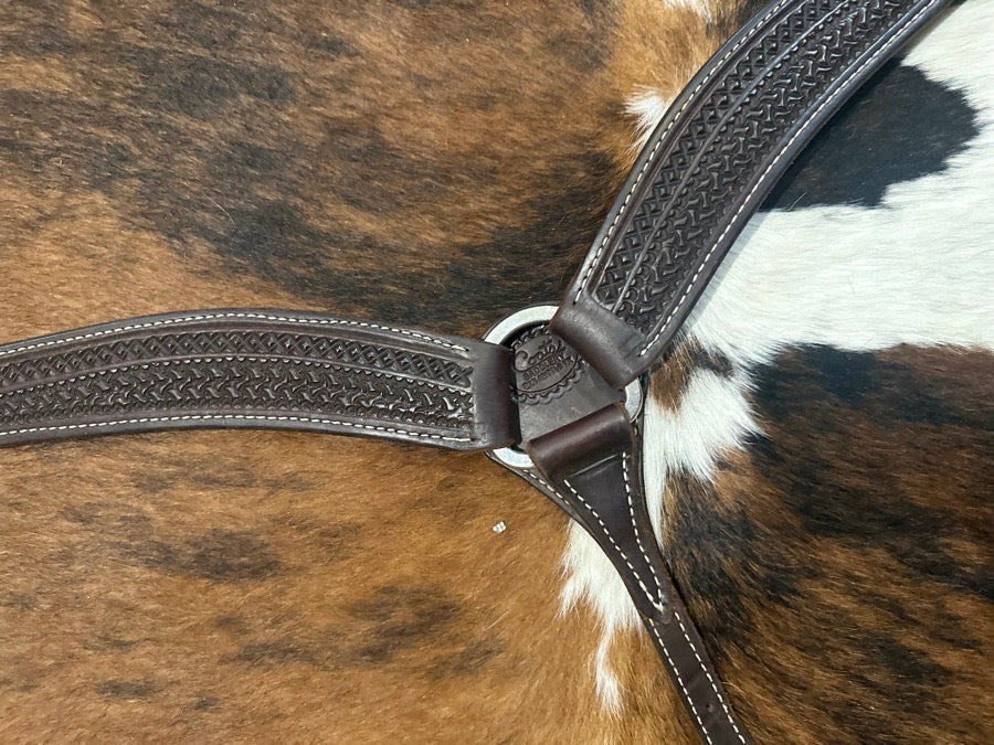 Breast Collar