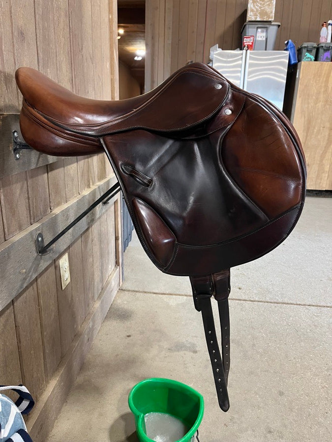CUSTOM SADDLERY 17” Custom Saddlery Monte Carlo