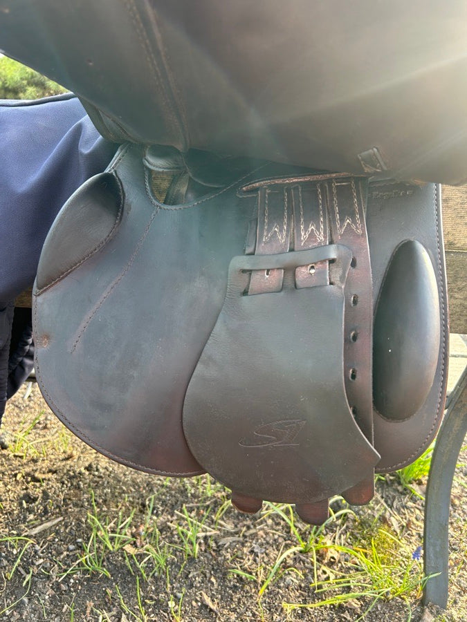 PRESTIGE RARE 18” Prestige S1 Lux Jump Saddle (4)