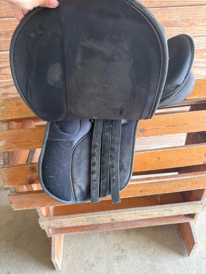 OTHER Black Children’s Saddle (4)