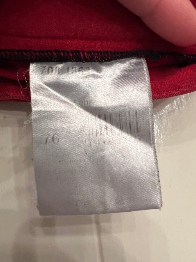 Red breeches 28