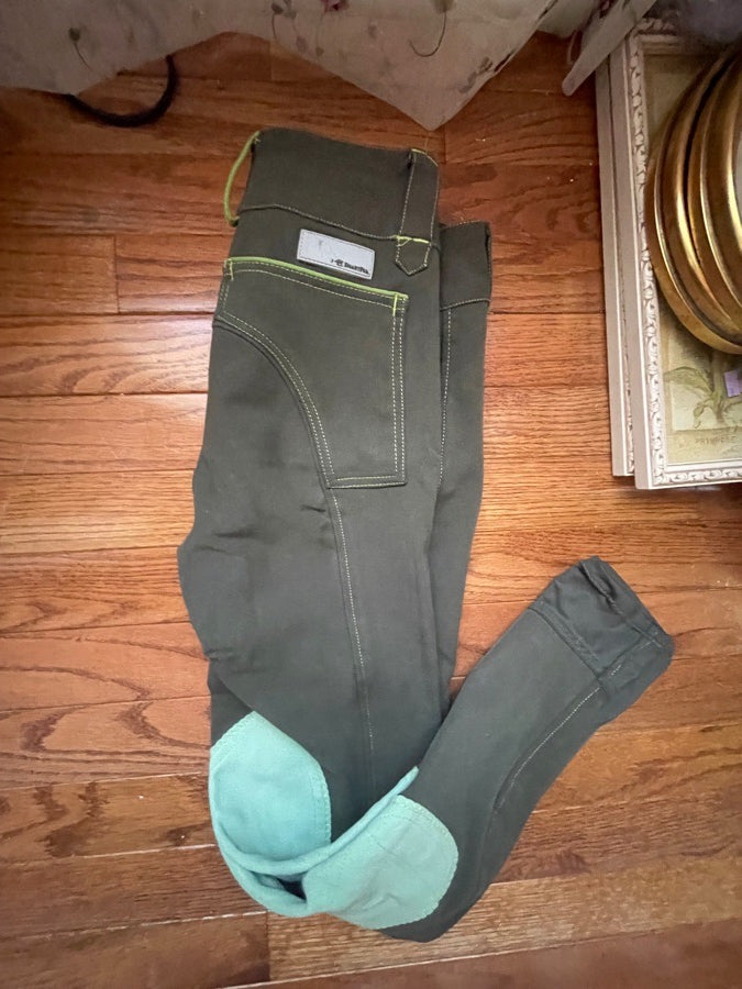 Size 24R Piper Knee Patch Breech