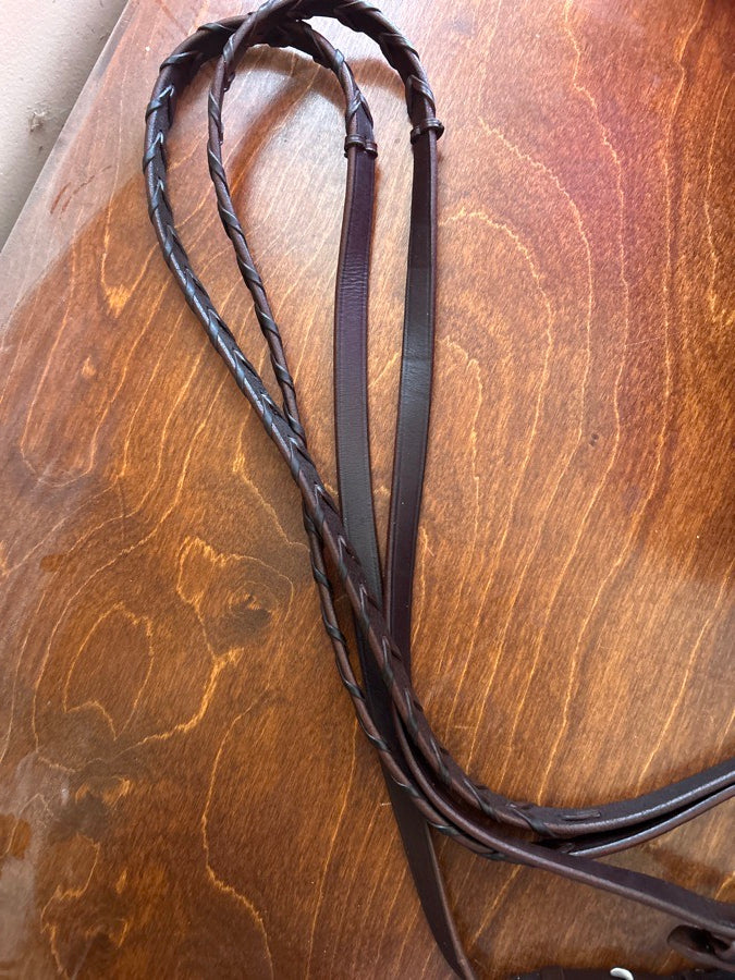 Lovely Hunter reins