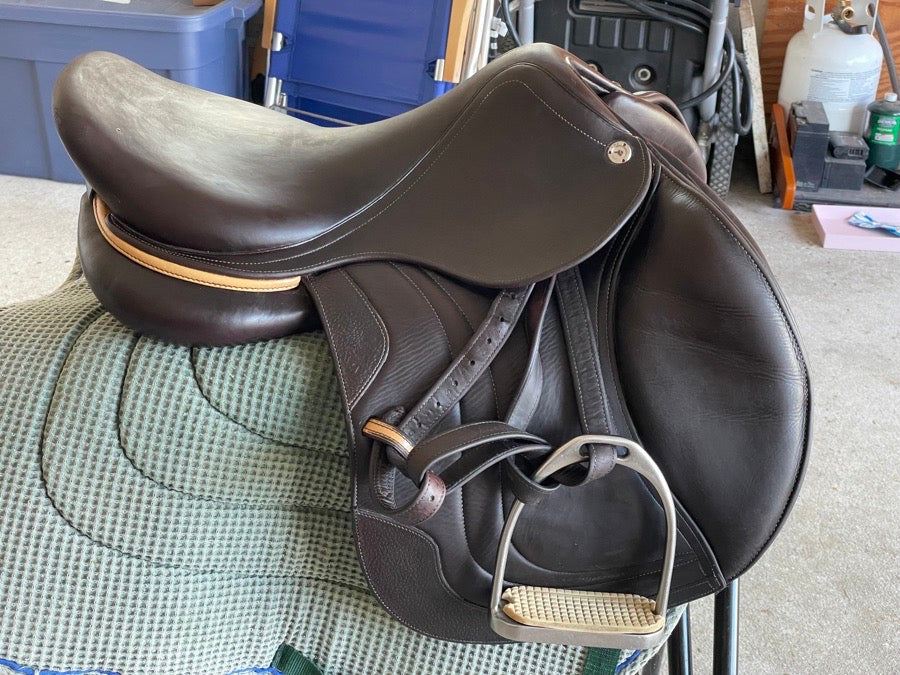CWD 17” SE02 Saddle