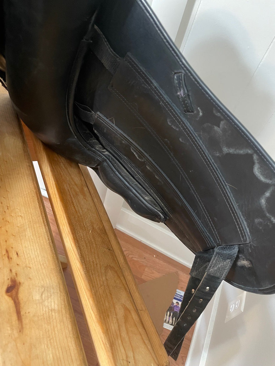 M. TOULOUSE 17.5” M. Toulouse Dressage Saddle (6)