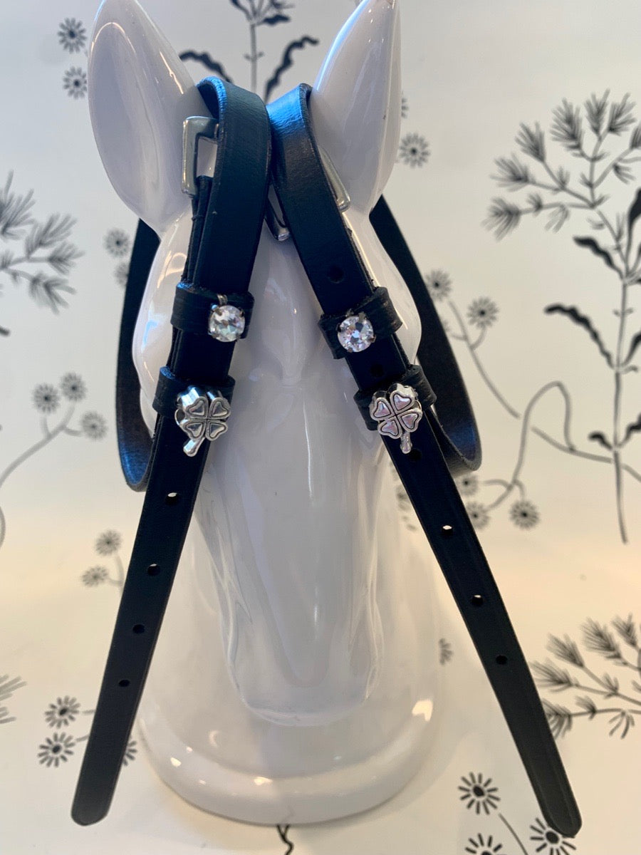 Spur straps