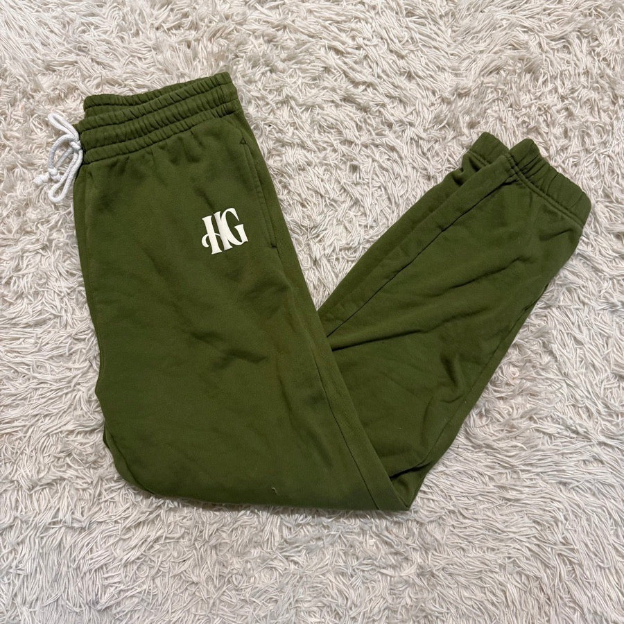Women’s XL Green Calling All Horse Girls Equestrian Sweatpants. Good Condition.