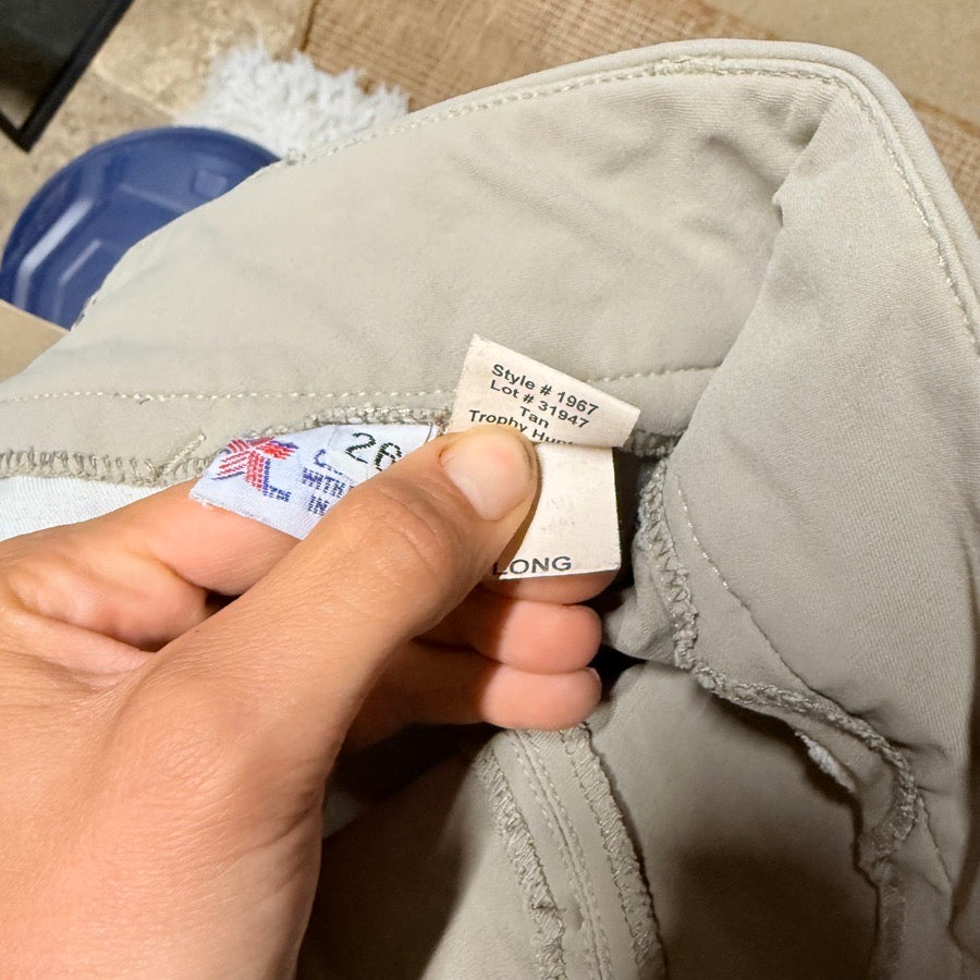 Women’s Size 26L Tan Tailored Sportsman Knee Patch Horseback Riding Breeches