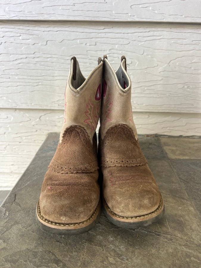 ARIAT Size 3!! Ariat fatbaby girls boots (3)