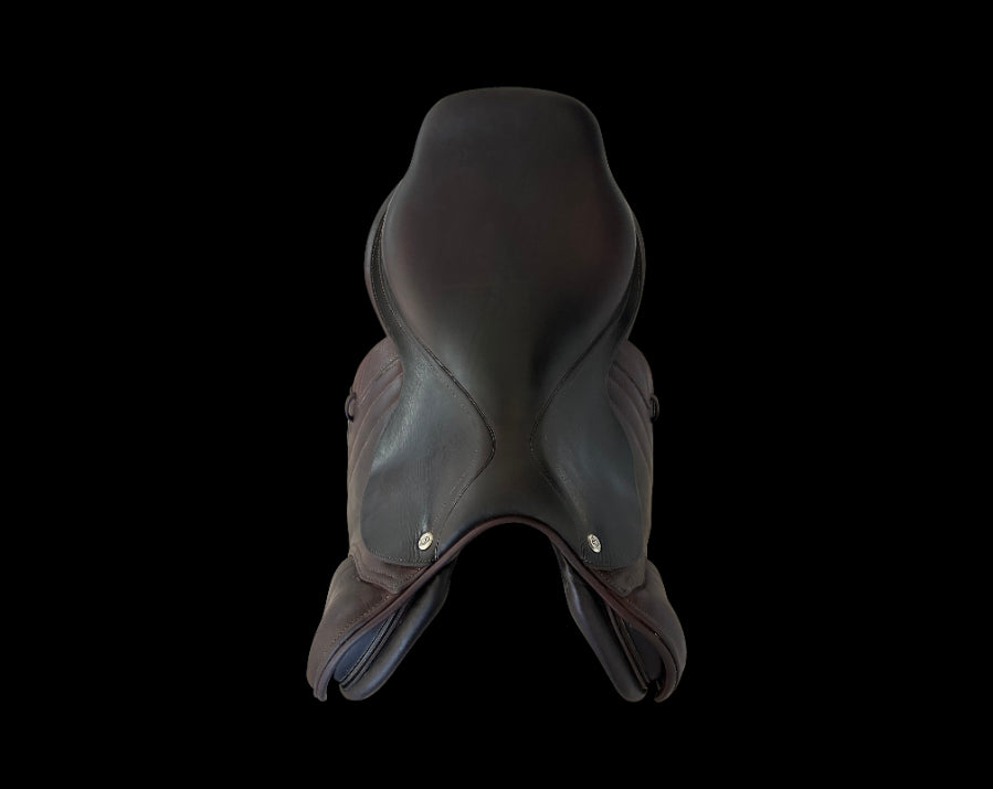 CWD Hunter/Jumper SE02 | 17.5" | 3C Flaps