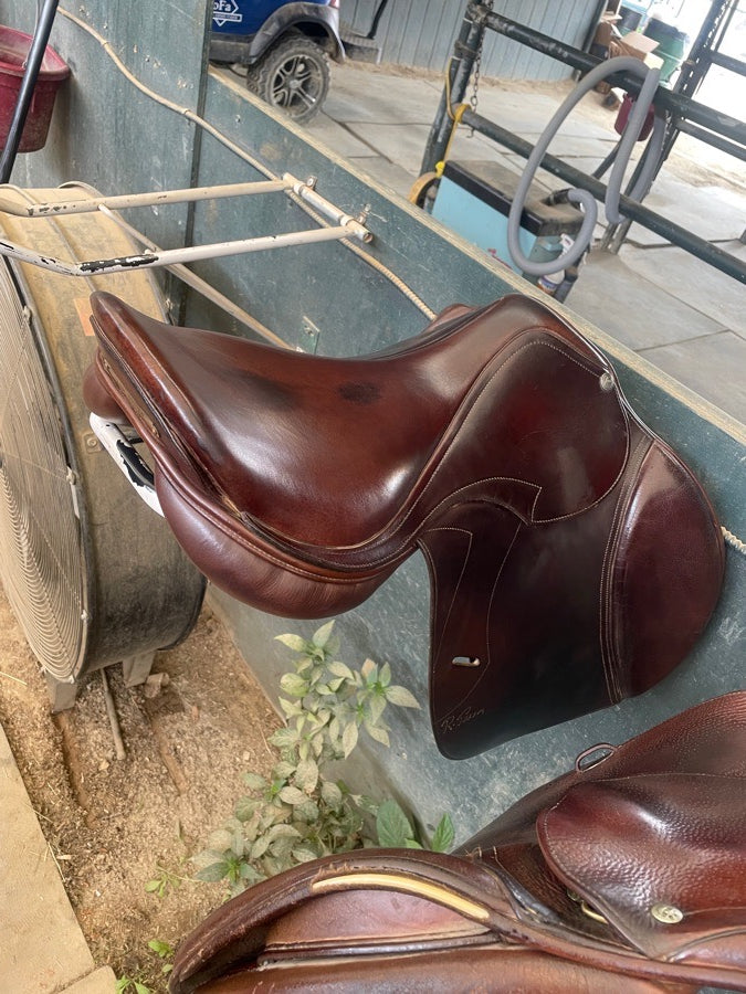 R. Pessoa Rodrigo Saddle
