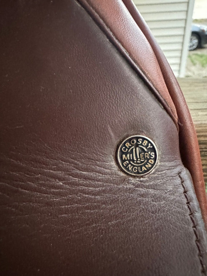 Crosby 16.5-17 inch seat Good condition