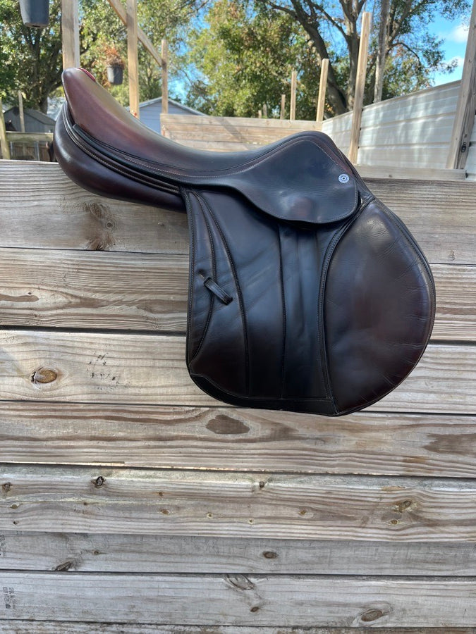 Equipe Special One Jump Saddle - 17.5”