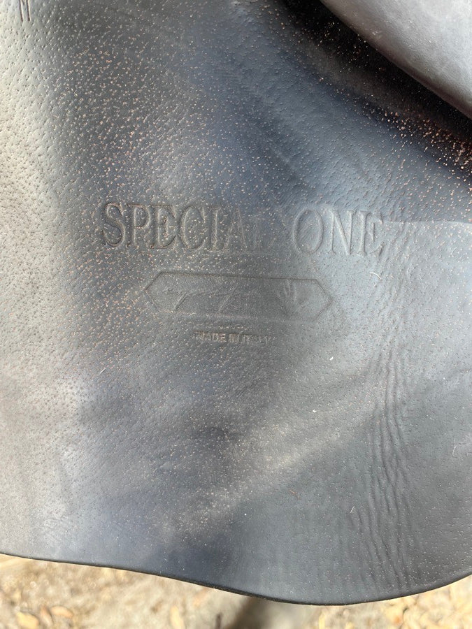 Equipe Special One Jump Saddle - 17.5”