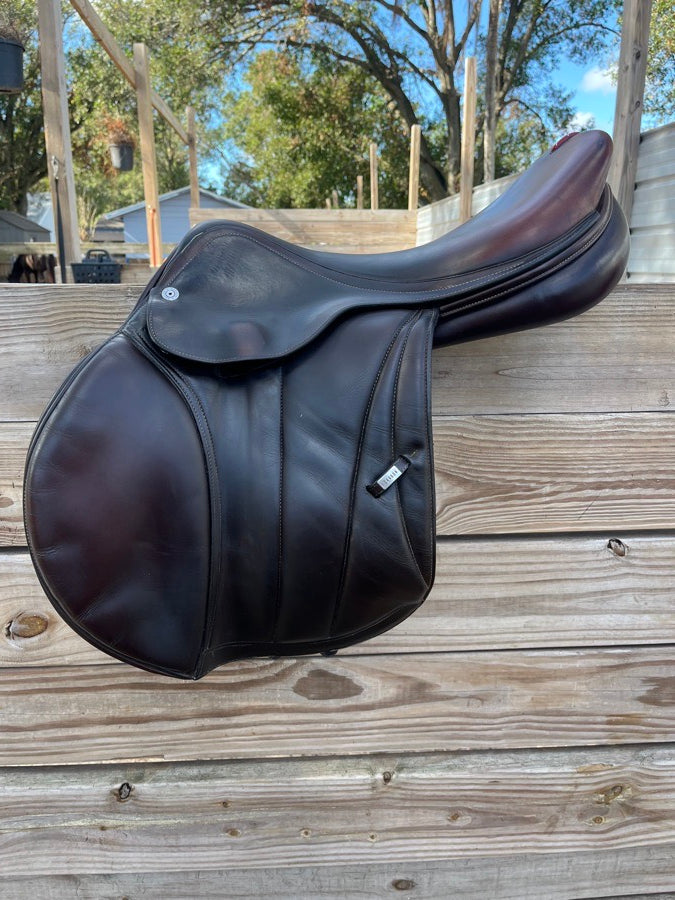 Equipe Special One Jump Saddle - 17.5”