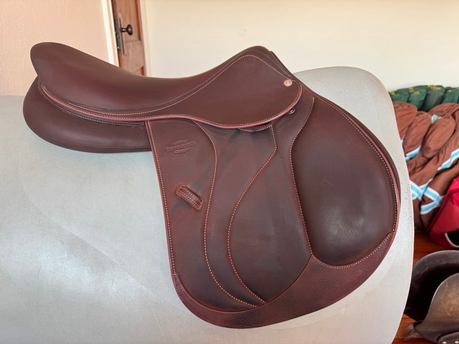 DEVOUCOUX 18” 2023 Devoucoux Biarritz O Saddle - 2A - Full Buffalo - LIKE NEW!
