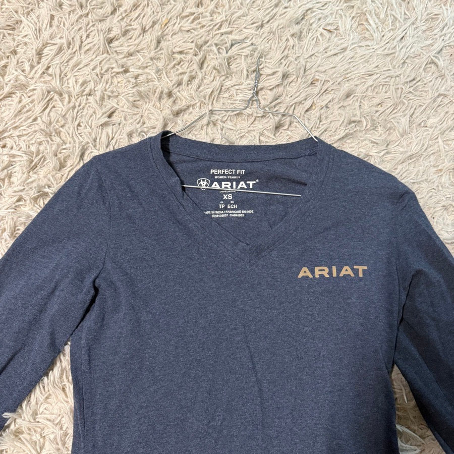 ARIAT Women’s XS Blue Ariat Long Sleeve Horseback Riding Equestrian T-Shirt. Good Cond (2)