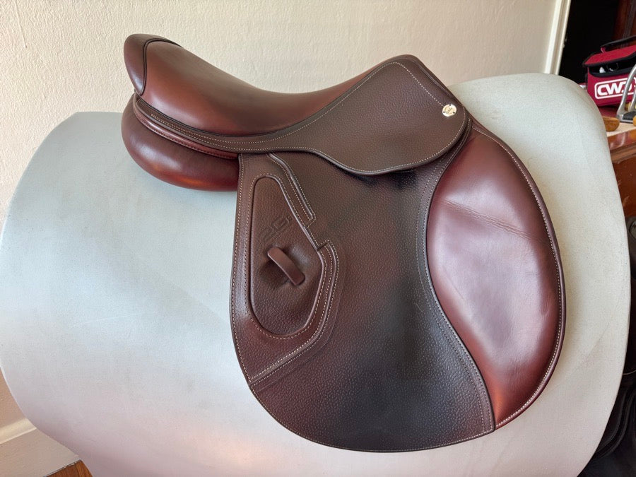 CWD 17.5” CWD Hunter 2Gs Saddle - 2019 - 3L - MINT! (8)