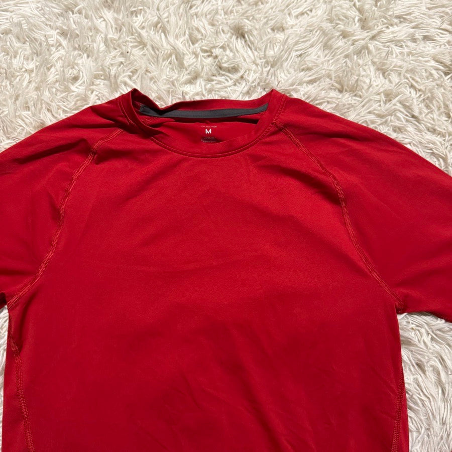 Women’s Medium Red DSG Long Sleeve Horseback Riding Sunshirt. Good Condition.