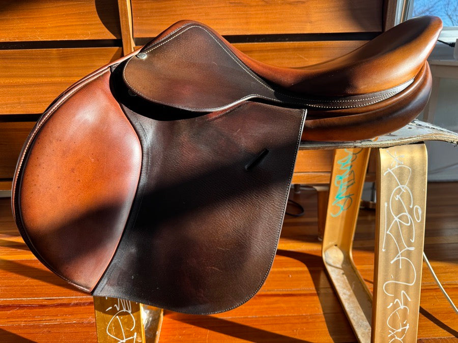BUTET 17.5” 2012 Butet Saumur Jump Saddle