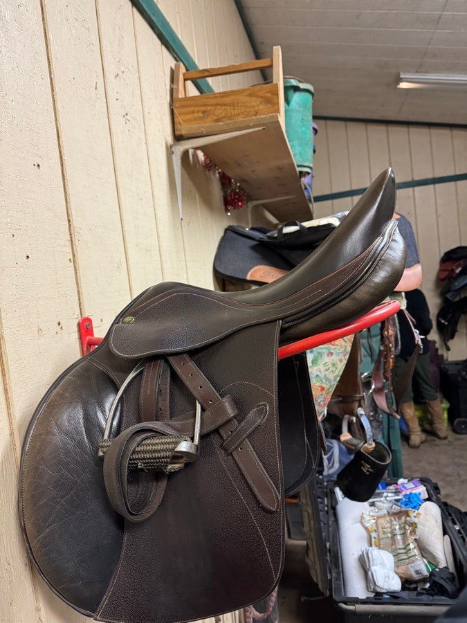 HDR saddle