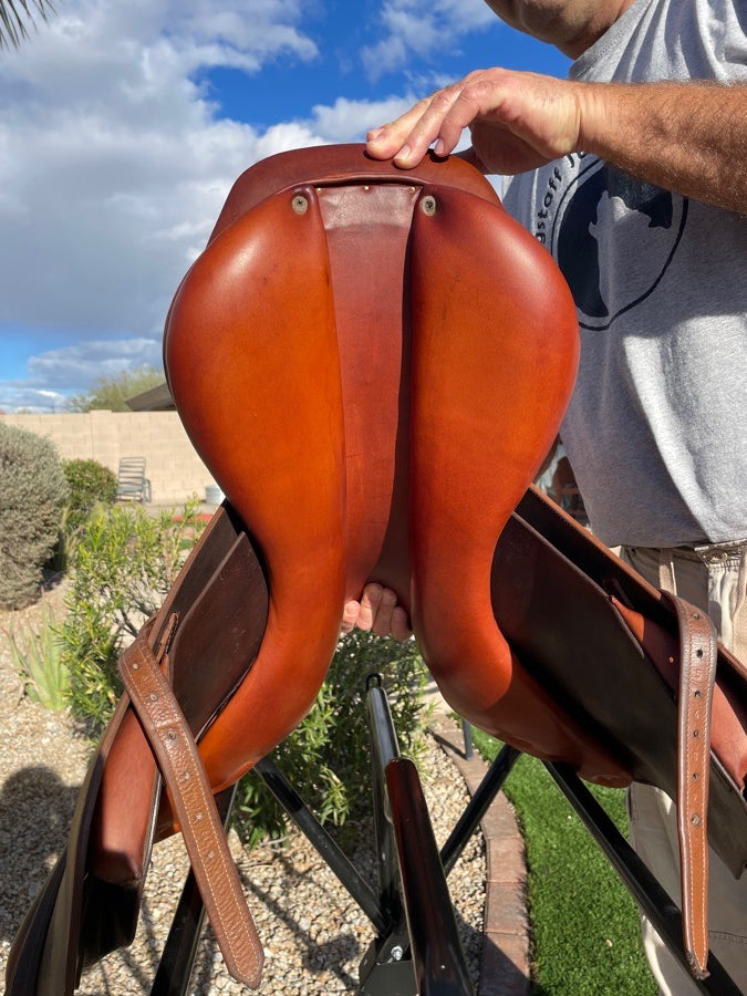 JA “Helene” Saddle