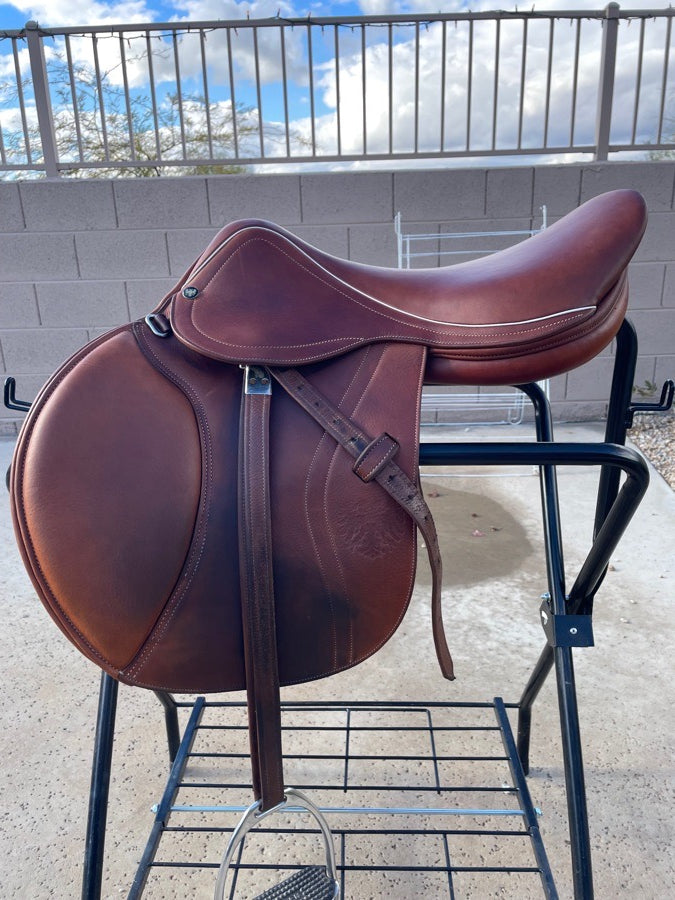 JA “Helene” Saddle
