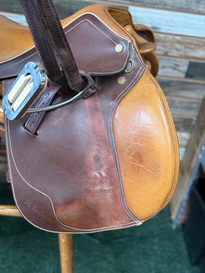 M.TOULOUSE Two-Toned M. Toulouse Jump Saddle 17” (6)