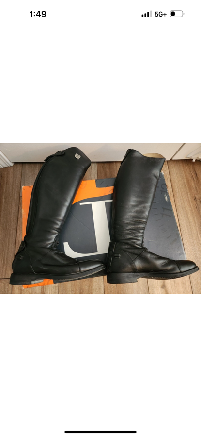 TUCCI Tucci Galileo with Toe Cap Tall Equestrian Boots (4)
