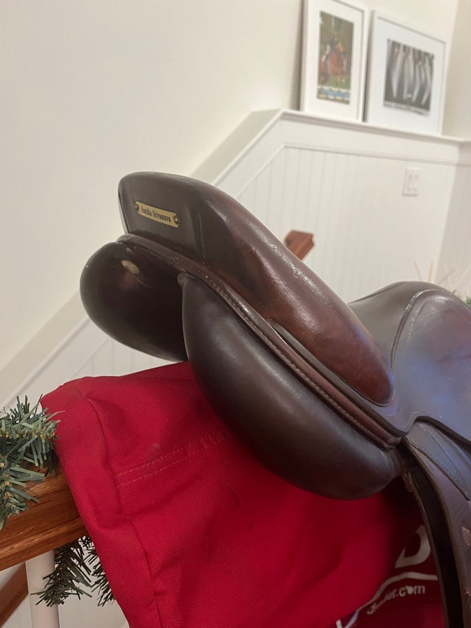 CWD SE01 Hunter/Jumper Saddle 17” / 3L Flaps