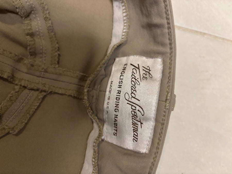 THE TAILORED SPORTSMAN The Tailored Sportsman Women’s tan knee patch breeches, size 30 (6)