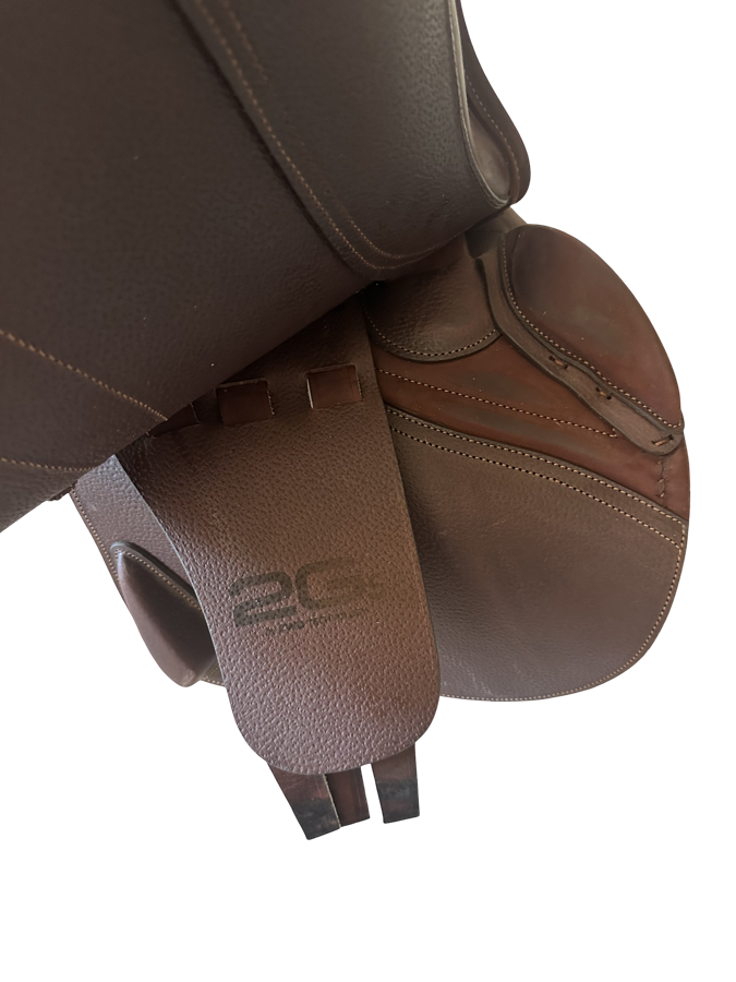 CWD CWD Hunter Mademoiselle SE38 17.5” Flap 2LH (3)