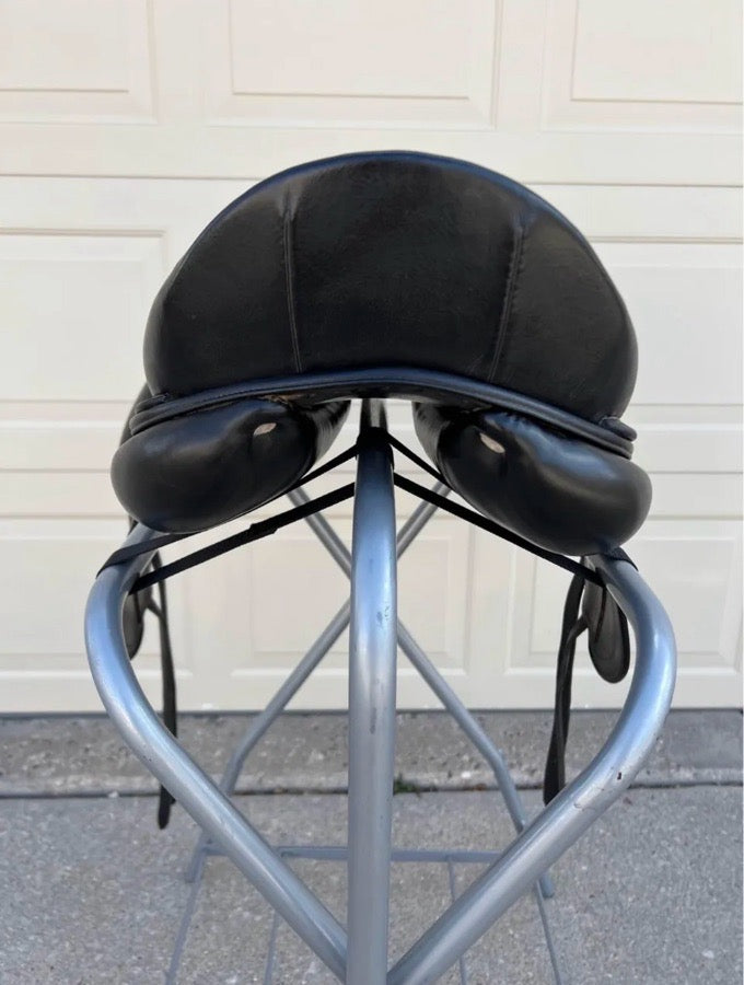CWD Dressage Saddle