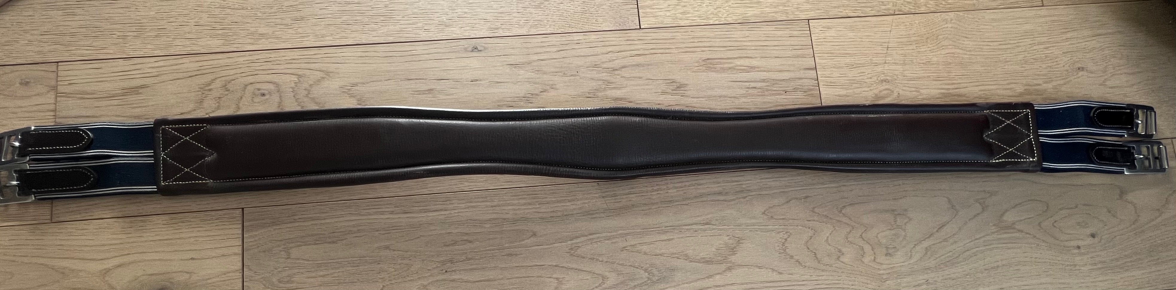 Size 52 Dover fancy stitched girth Havanna