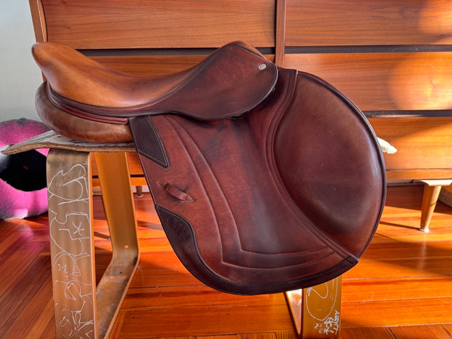 17” 2012 CWD SE02 - Full Calf - WOOL FLOCKED - RARE