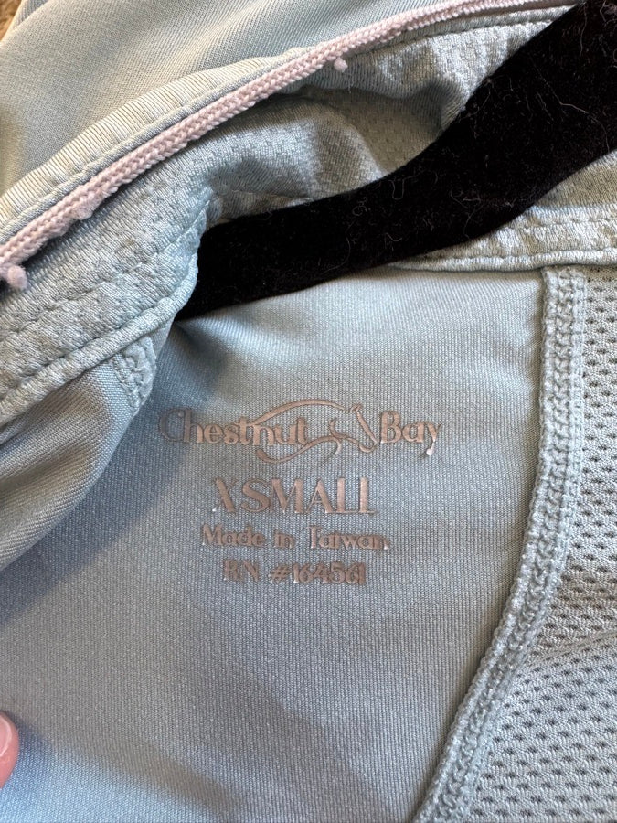 Chestnut Bay sun shirt