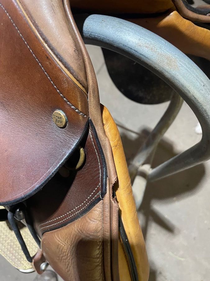 16.5” Harry Dabbs Saddle