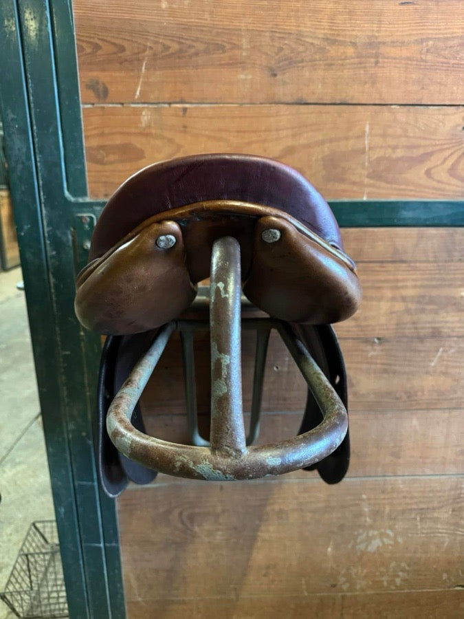 DEVOUCOUX Devoucoux Saddle 17” (6)