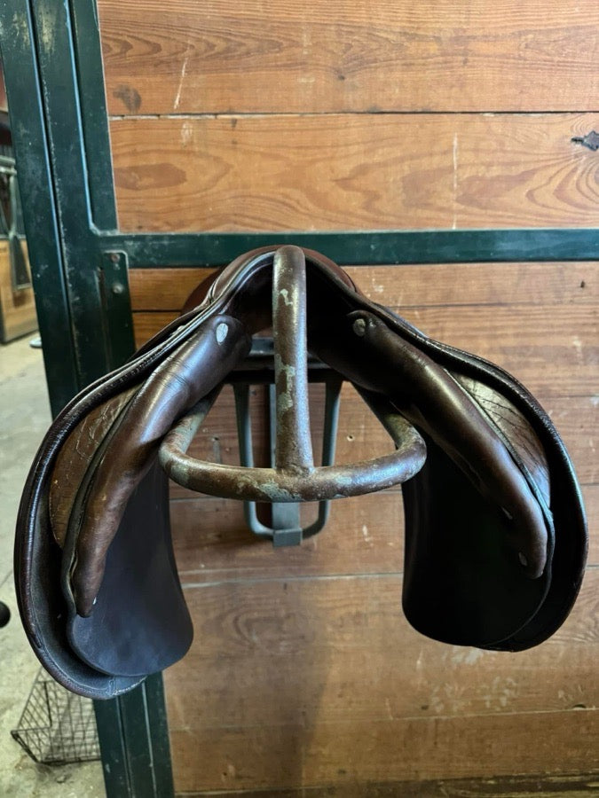 DEVOUCOUX Devoucoux Saddle 17” (5)