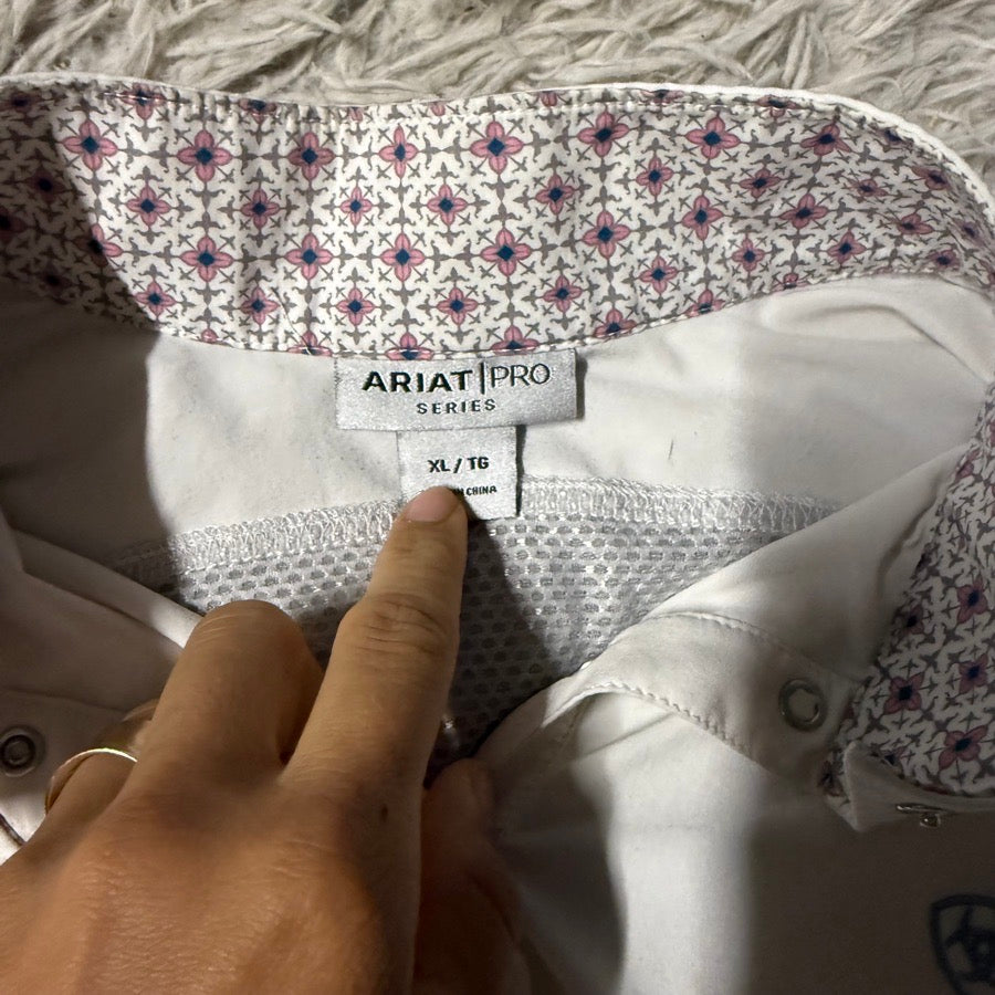 ARIAT Women’s XL White Ariat Long Sleeve Horseback Riding Show Shirt. Good Condition. (4)