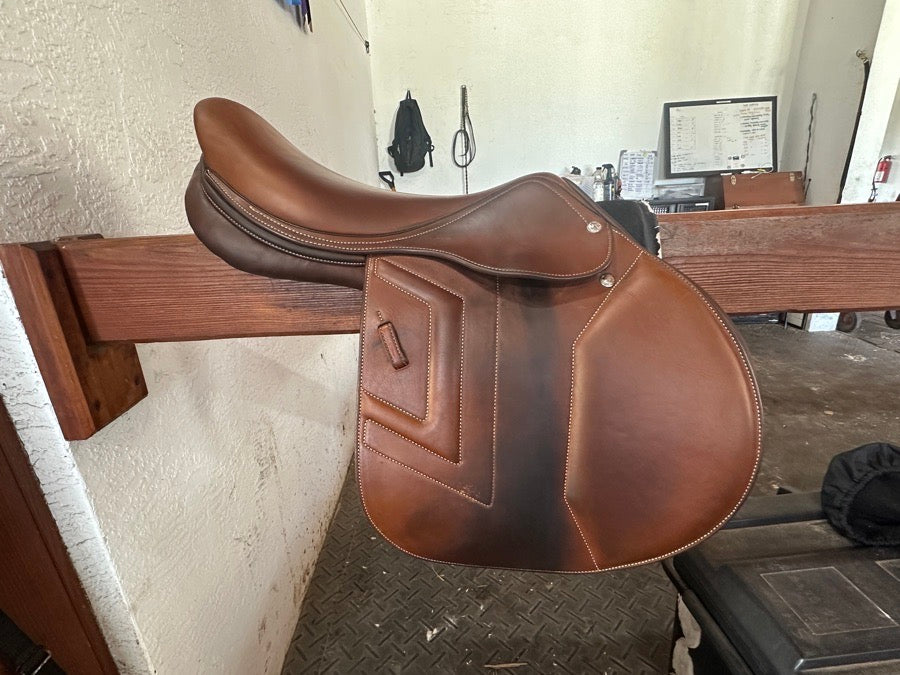PRESTIGE 2024 Renaissance Saddle by Prestige (2)