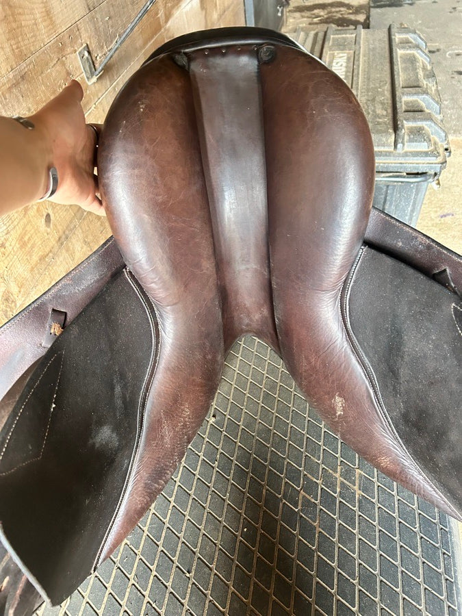 Used Circuit Saddle