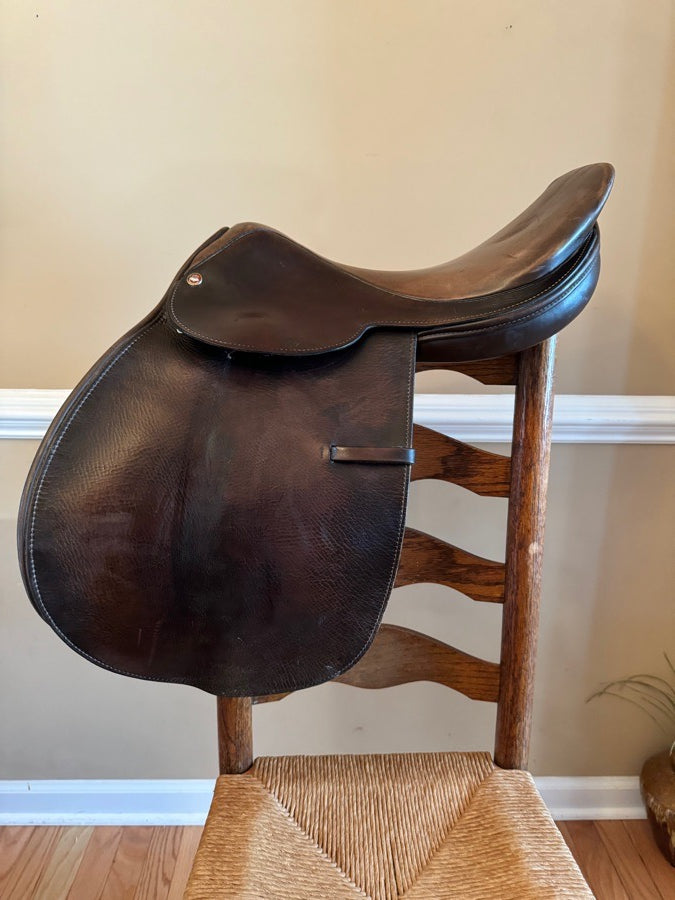 Imperial Pegasus Featherweight Event Saddle 17".