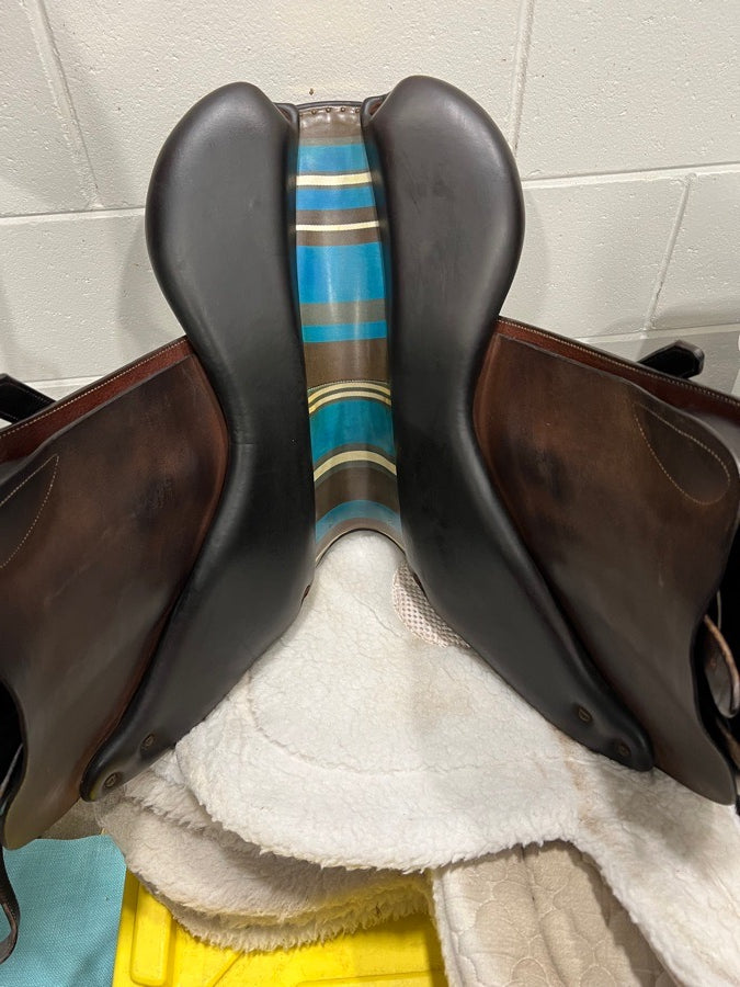 PRICE DROP - 2019 17” Voltaire Palm Beach  Pro panels