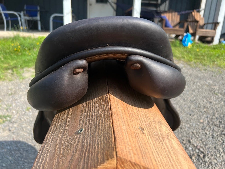 17” Voltaire