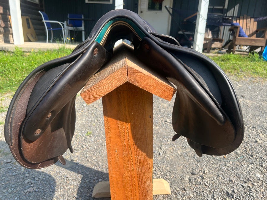 17” Voltaire