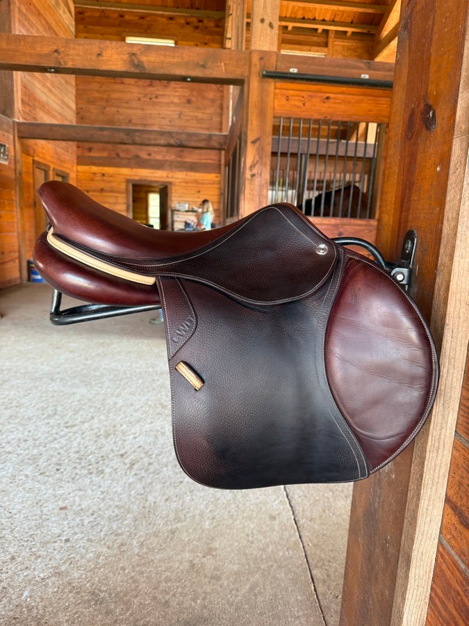 CWD 2019 17” CWD Saddle
