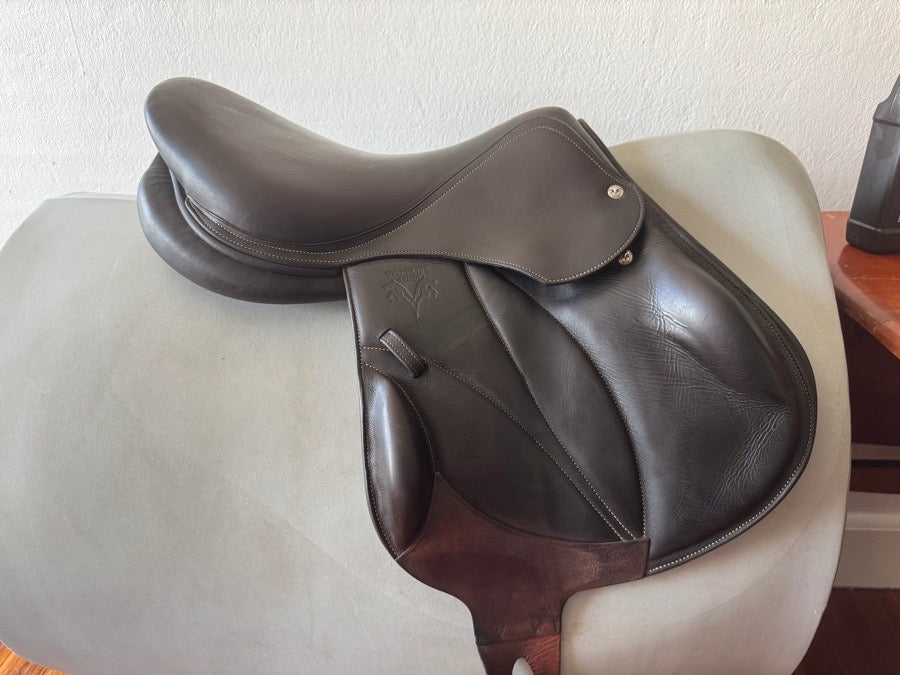 VOLTAIRE 17” Voltaire Lexington Monoflap - Saddle - 0AA Short Flaps - 2019 (6)