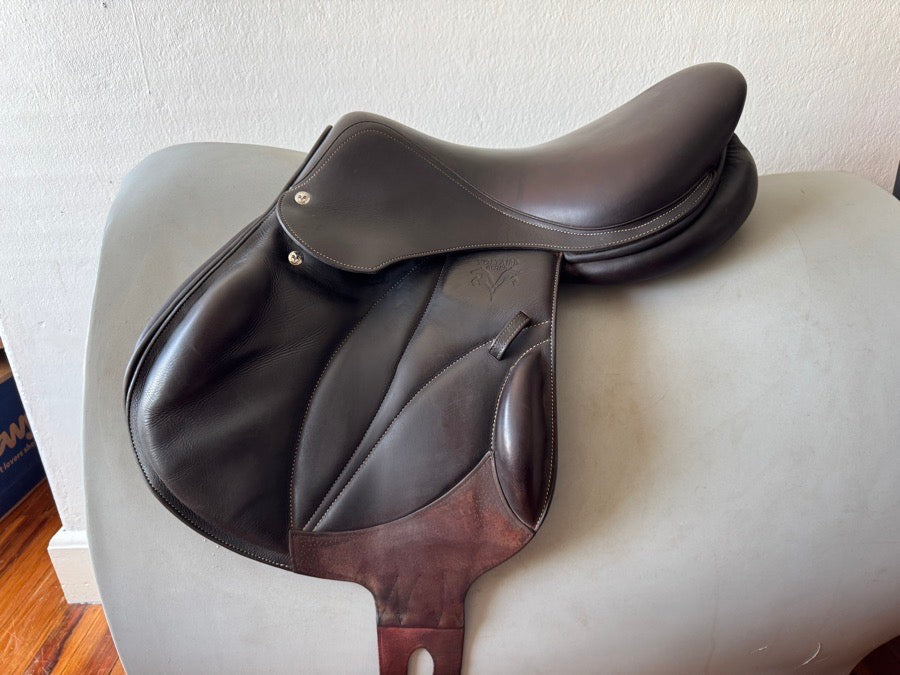 VOLTAIRE 17” Voltaire Lexington Monoflap - Saddle - 0AA Short Flaps - 2019 (3)