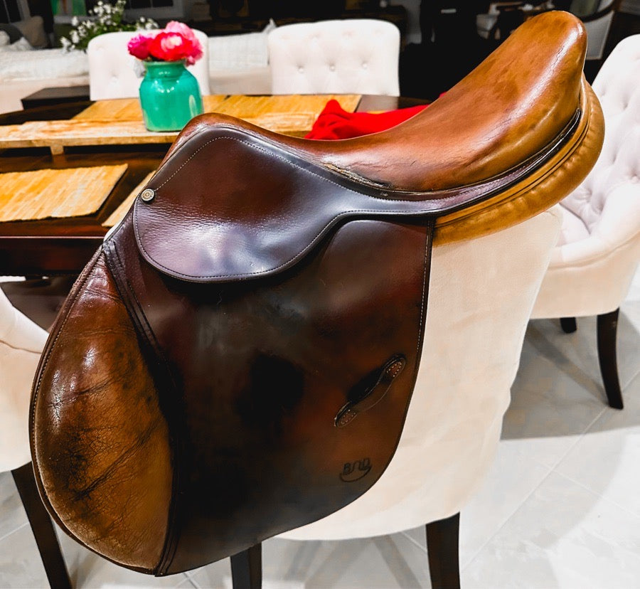 BRUNO DELGRANGE 16.5" PJs Bruno Delgrange Jumping Saddle (2)